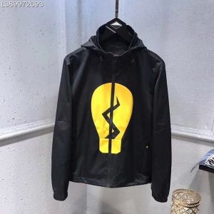 19SS 春夏最新作 フェンディ FENDI 2色可選 フード付きコート 超必須アイテム 高級感が溢れた