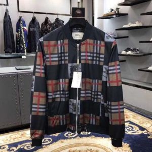 ジュアル感強めの着 安心の関税送料込 19SS 新作  バーバリー BURBERRY トップス