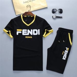 おしゃれ感度UP！ フェンディ 19SS新作大人気旬トレンド FENDI 上下セット 2色可選