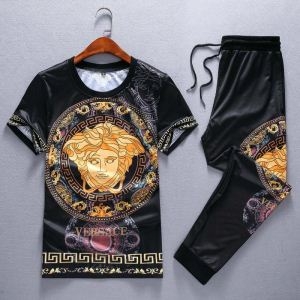 VERSACE 上下セット 19SS春新作 気分も上がるきれいめハッピ 清潔感で洗練され ヴェルサーチ