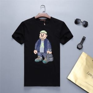 たくさん歩く日にも大活躍 ルイ ヴィトン LOUIS VUITTON 2019春新作正規買付 国内配送Tシャツ/ティーシャツ 2色可選