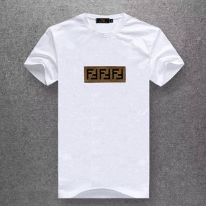 春夏入荷大人気モデル 2019年春夏のトレンドの動向 FENDI フェンディ半袖Tシャツ 多色可選