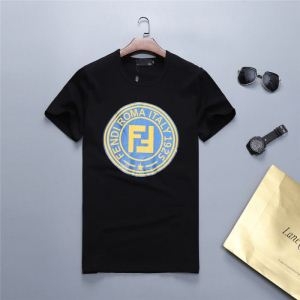 19春夏正規品保証 夏新しい物ひとつは欲しい定番 FENDI フェンディ半袖Tシャツ 2色可選