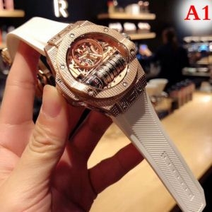 雑誌掲載新作春夏入荷 HUBLOT ウブロ 腕時計 多色選択...