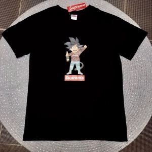 Supreme人気No.1シュプリーム tシャツ 偽物 通販...