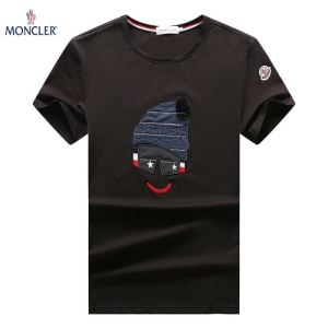 2019年春夏注目の商品厳選　MONCLER半袖ｔシャツスーパーコピー　幅広いコーディネートモンクレール 偽物 通販　通年使える高品質アイテム　