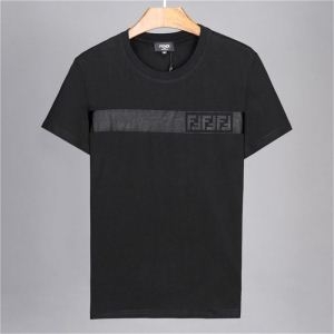 雑誌掲載新作春夏入荷 2019春新作正規買付 国内配送 FENDI フェンディ 半袖Tシャツ 2色可選