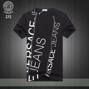 春夏季超人気即完売 19SS新作大人気旬トレンド 今年は先取り VERSACE ヴェルサーチ 半袖Tシャツ 3色可選