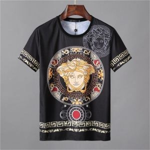 好感度が高いアイテム VERSACE ヴェルサーチ 半袖Tシャツ SS19春夏入荷人気のスピーディ海外限定新作