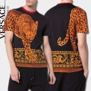 SS19待望入荷VIP価格 顧客セール大特価早い者勝ち 最新作入荷 VERSACE ヴェルサーチ 半袖Tシャツ