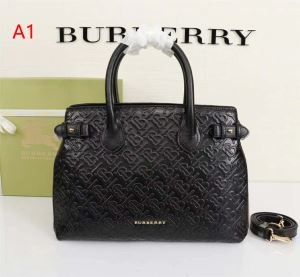 今期大歓迎　Burberry トート.ショルダーバッグコピー通販 バーバリースーパーコピー　3色押し型のロゴ　通勤通 軽量 オシャレ　