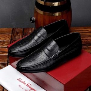 使用率高いアイテム　FERRAGAMOビジネスシューズメンズ...