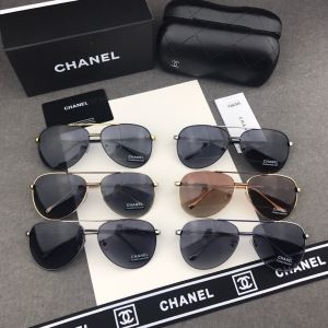 洗練された魅力が光る　シャネル コピー 通販CHANELサングラススーパーコピー　最適なフィット感　優れた耐久性　かけやすいスタイル　