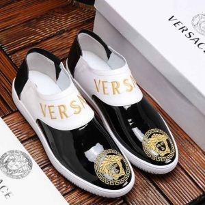 VERSACE ヴェルサーチ カジュアルシューズ  2色可選 2019年春夏のトレンドの動向 最新作入荷