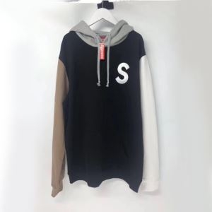 愛用者がとっても多い　SUPREMEスーパーコピーシュプリーム パーカー コピー　オシャレで差がつき　高い品質で洗練されたデザイン　