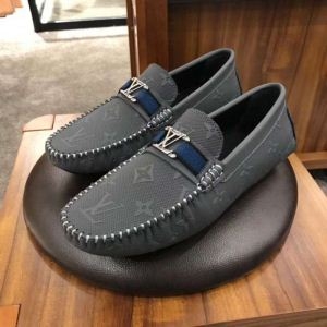 カジュアルシューズ  SS19待望入荷VIP価格 春夏に必要なおすすめアイテム LOUIS VUITTON ルイ ヴィトン