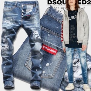 幅広いコーデと合うスタイル　ディースクエアードコピー　シンプルな定番スタイル　 DSQUARED2ジーンズスーパーコピー　こなれた雰囲気　