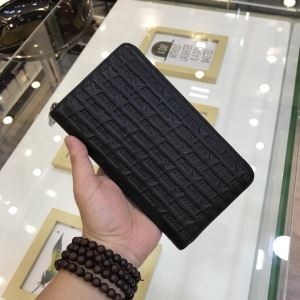 最新作2019春夏入荷 関税補償新作限定大人可愛い ARMANI アルマーニ 財布