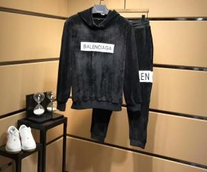 VIP価格セール　BALENCIAGA スーパーコピー　裏起毛ふんわり  バレンシアガ セットアップコピー　部屋着から普段着まで　