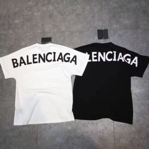 有効活用お気に入り夏新作　BALENCIAGA半袖tシャツスーパーコピー　2019人気新作　夏に涼しく過ごす バレンシアガ tシャツコピー　