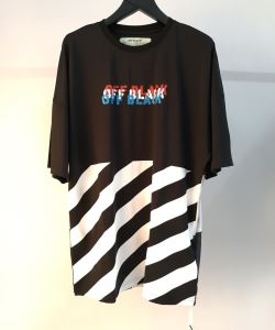 2019夏に意外と人気な新作  Off-White オフホワイト  たくさん歩く日にも大活躍  Ｔシャツ/シャツ