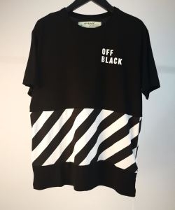 シンプルなデザイン  Off-White オフホワイト  2019年春夏のトレンドの動向  Ｔシャツ/シャツ  抜け感を出す