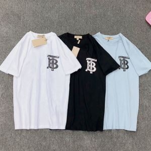 憧れブランドNo.1　Burberry3色ｔシャツスーパーコピー　男女兼用ユニセックス  バーバリー半袖ｔシャツコピー　夏の定番一着　