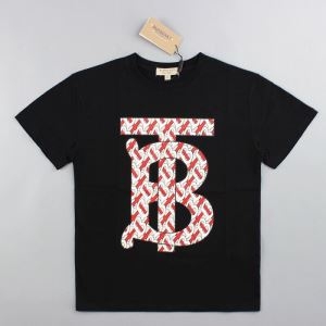 この夏欠かせないアイテム　Burberryスーパーコピー黒白  バーバリー半袖ｔシャツコピー　クルーネック小顔効果ユニセックス