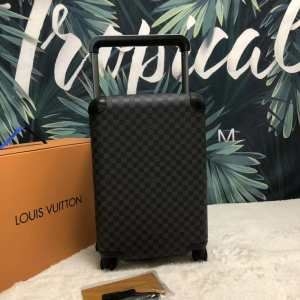 2019春夏にも引き続き大活躍！  ルイ ヴィトン LOUIS VUITTON  おしゃれを楽しむ！ トランク