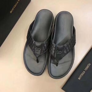 ボッテガヴェネタ シューズ メンズ 今年流行りのアイテム コピー BOTTEGAVENETA ブラック サンダル 相性抜群 最安値