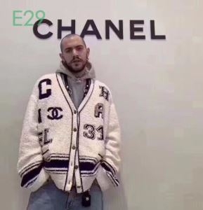 シャネル コート コピー 2019人気お買い得な限定新作 CHANEL ユニセックス ホワイト カジュアル コーデ 相性抜群 高品質