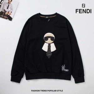 FENDI フェンディ セーター メンズ 軽い着心地で大人気...