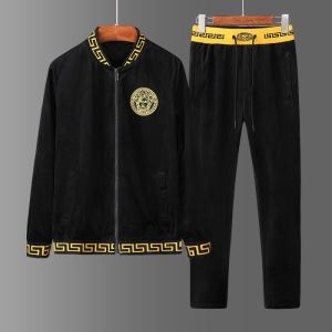 VERSACE メンズ セットアップ トレンディなスタイル ヴェルサーチ コピー ブラック ロゴ入り ユニーク スポーツ 激安