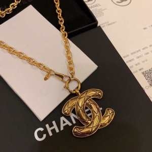 2019春夏にも引き続き大活躍！ シャネル CHANEL ネックレス 抜群の人気を集め