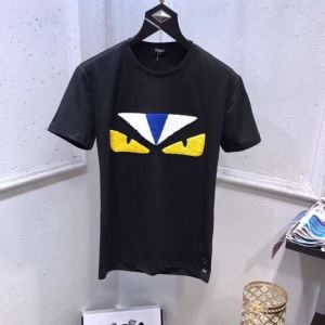 フェンディ ｔシャツ コピー オシャレさんも大絶賛 2019春夏 メンズ FENDI ブラック ホワイト プリント 通勤通学 安価