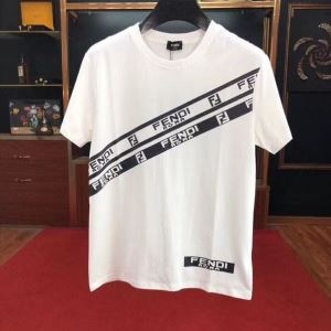 FENDI フェンディ ｔシャツ コピー 通気性の良さで暑い...