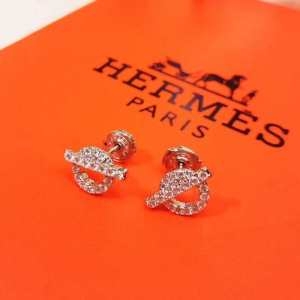 HERMES レディース イヤリング トレンド感をコーデに取り入れる限定品 スーパーコピー エルメス ゴールド ローズゴールド 高品質