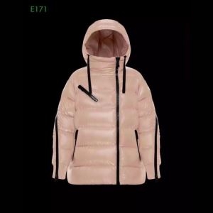 初秋のスタイリングに生かそう MONCLER モンクレール フ ダウンジャケット2019-20秋冬取り入れやすい 美品！