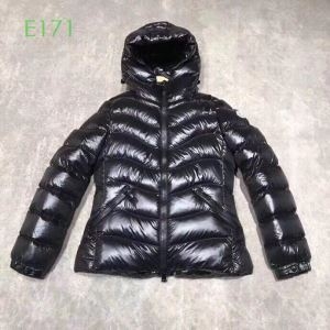 自分らしい運命の秋冬一枚に出合う 今年秋冬季節にヒットの予感  モンクレール MONCLER 快適な着心地をキープ ダウンジャケット