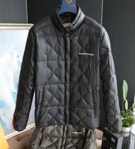 冬の防寒に欠かせないアイテム モンクレー 2019-20秋冬取り入れやすい MONCLER  ダウンジャケットカジュアルに着こなせるデザイン