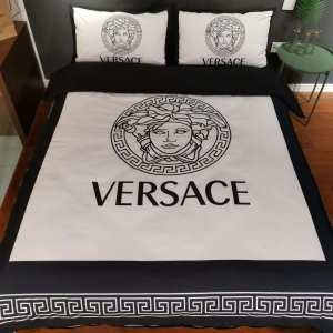 ヴェルサーチ VERSACE 寝具4点セット 王道級2019...