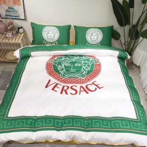 ヴェルサーチ VERSACE 寝具4点セット 一枚とオシャレ...