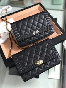 シャネル CHANEL 斜め掛けバッグ 新生活をフレッシュに彩る2019秋冬新作 爆発的人気新入荷秋季定番新作