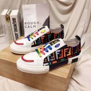 FENDI スニーカー コピー ファッション性が高く個性を光...