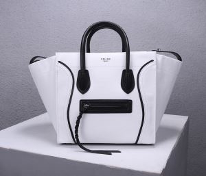 爆発的人気新入荷秋季定番新作 新生活をフレッシュに彩る2019秋冬新作 セリーヌCELINE ハンドバッグ