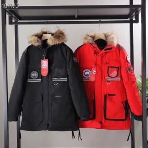 SNOW MANTRA PARKA CANADA GOOSE...