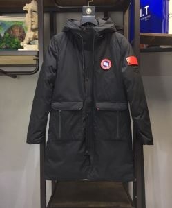 ダウンジャケット CANADA GOOSE 簡単に秋冬おしゃ...