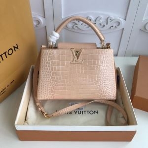 ハンドバッグ 2色可選 ルイ ヴィトン LOUIS VUITTON 秋冬ヒット必至の新作アウターをご紹介 国内入手困難2019秋冬新作