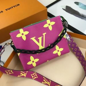 ルイ ヴィトン LOUIS VUITTON 斜め掛けバッグ  国内入手困難2019秋冬新作 周囲と差がつく、個性派の輝くこの冬新作