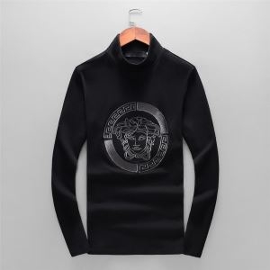 絶大な人気を博する新入荷秋冬新作 王道級2019秋冬新作発売 ヴェルサーチ VERSACE 長袖Tシャツ